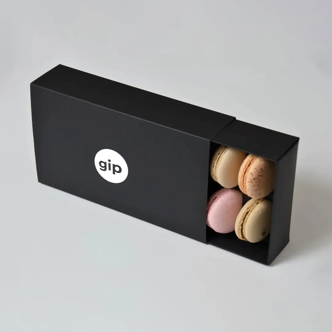 Custom Macaron Boxes
